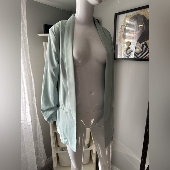 Kori Women's Blazer - Picture 6 of 7